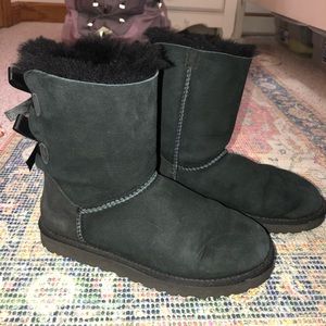 UGG black bailey bow boots